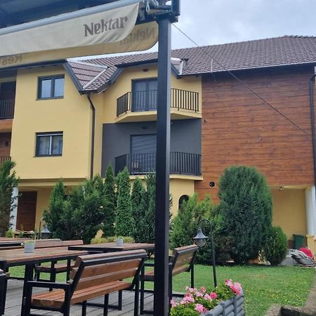 Vila K2 Vrdnik Ngoại thất bức ảnh